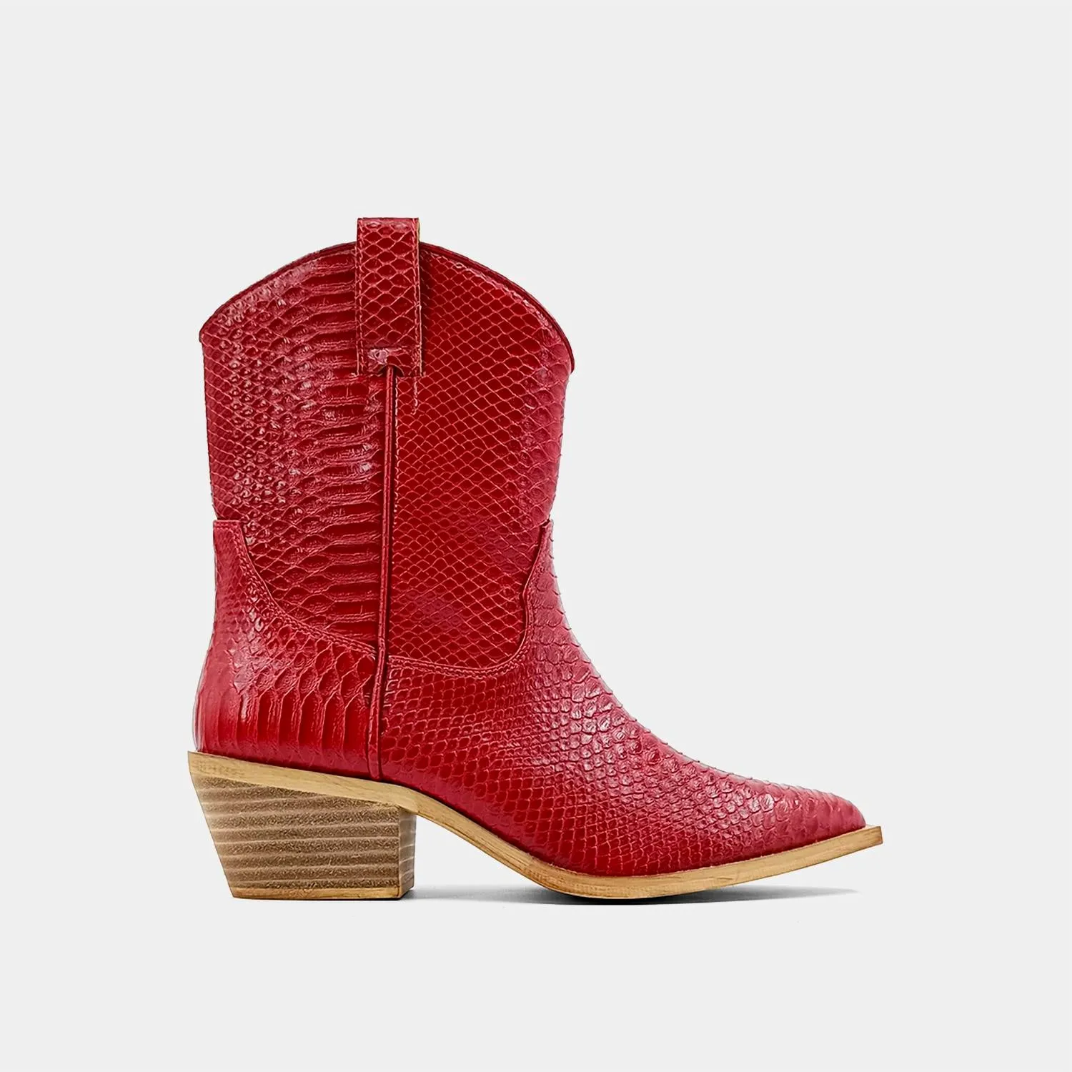Minimal Aesthetic Women's Zouzou Boot In Dark Red