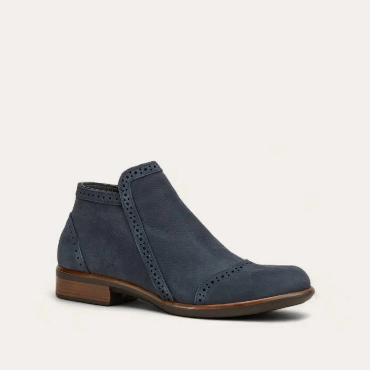 Flexible Frame Rough Terrain Women's Nefasi Booties - Medium In Navy Velvet