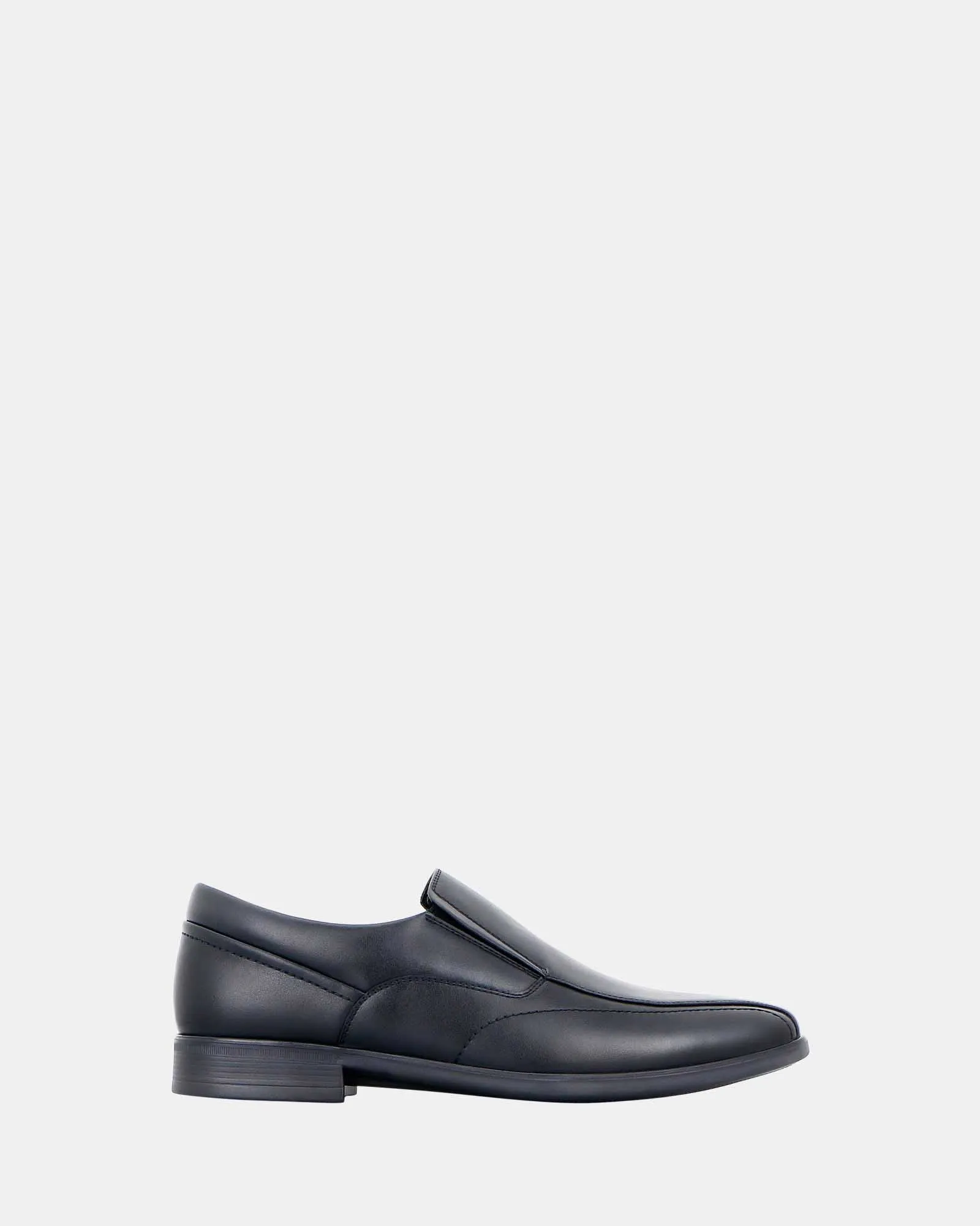 Russell Black retro look