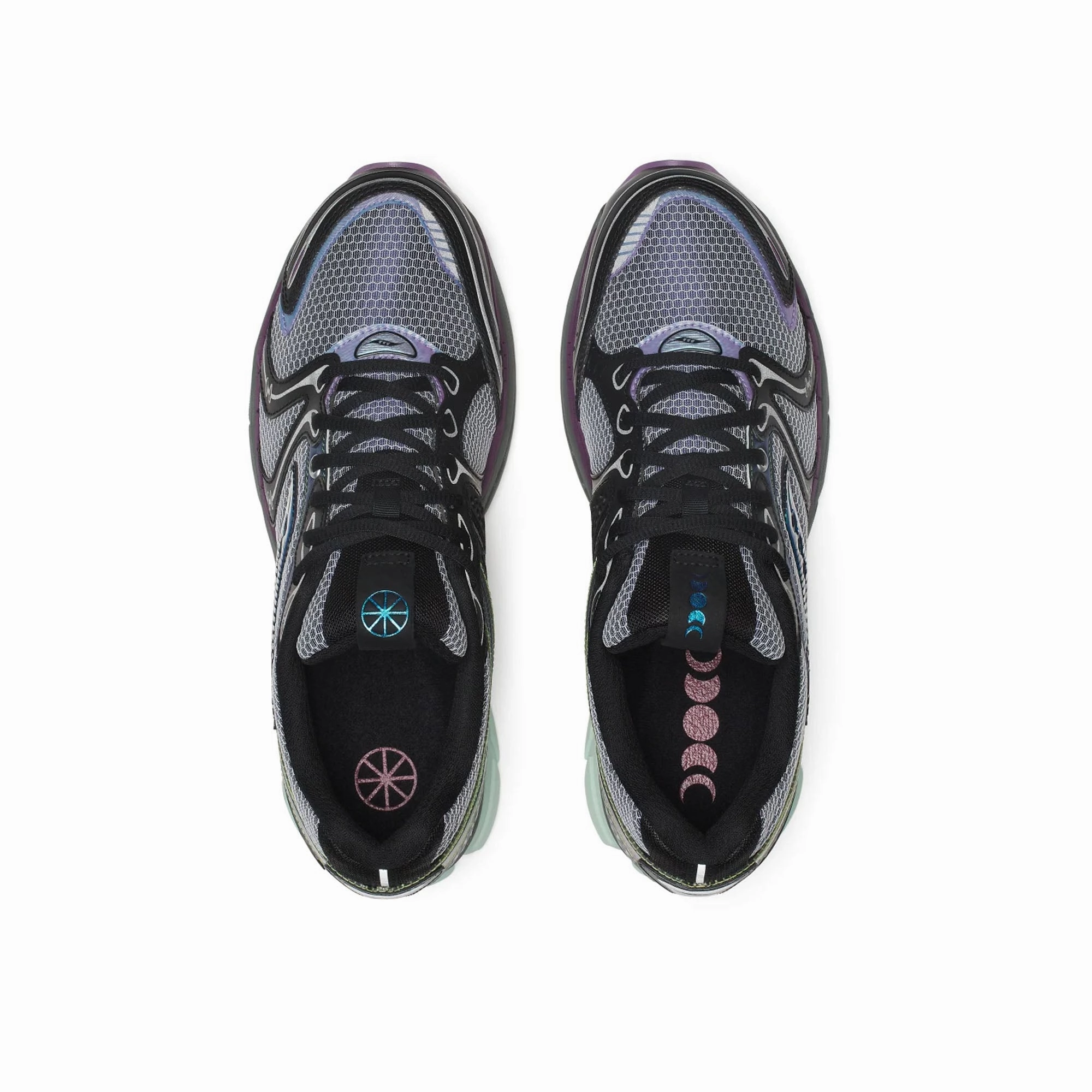 Saucony Mens Progrid Triumph 4 Shoes Cushioned lining Compression Activated Foam