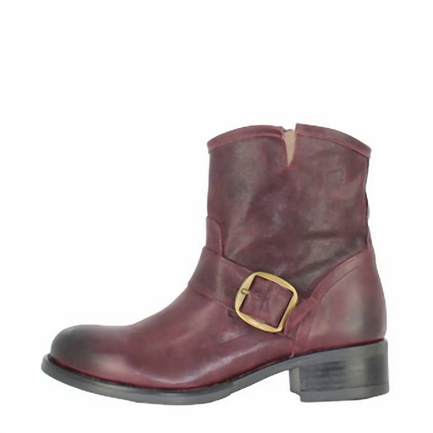 Chain Touch Leather Boot In Burgundy