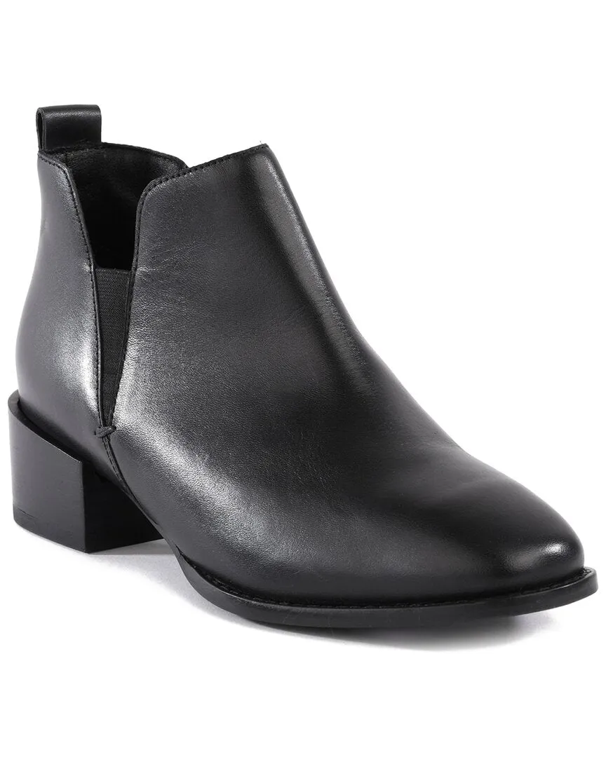 Seychelles Backstage Leather Boot Adjustable Fastening Snow Season