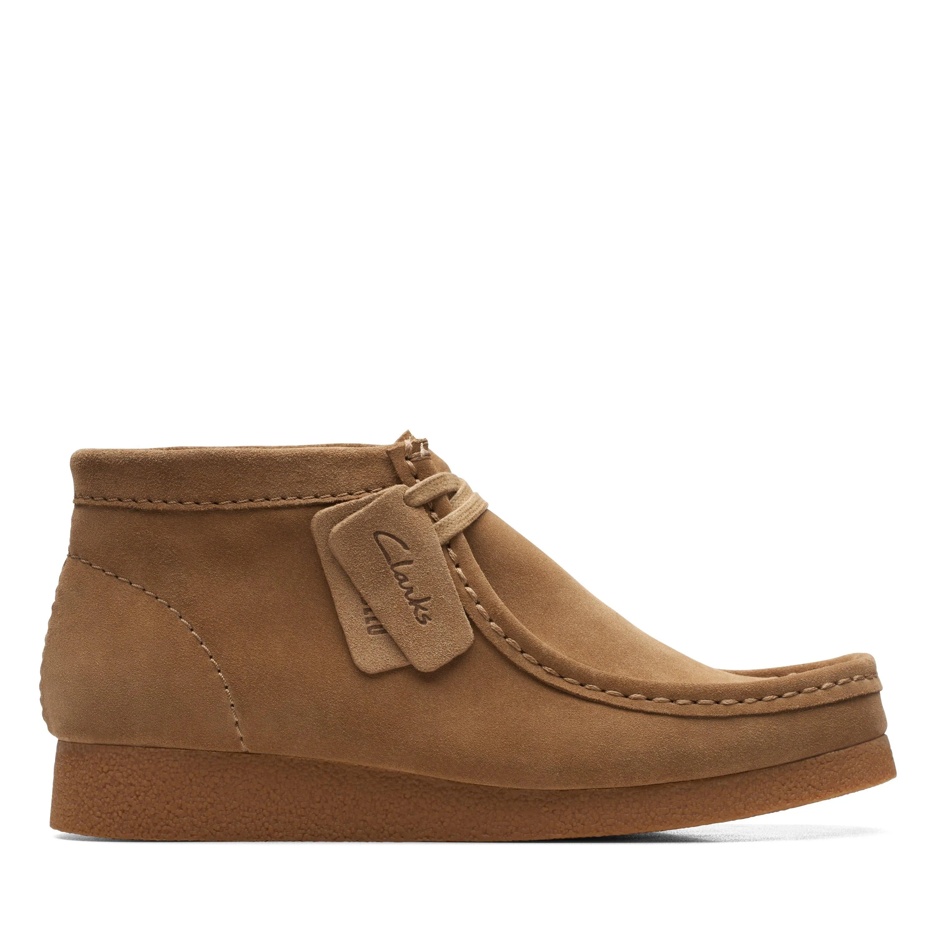 Sustainable Material Blend Clarks Wallabee EVO Boot in Beige Suede