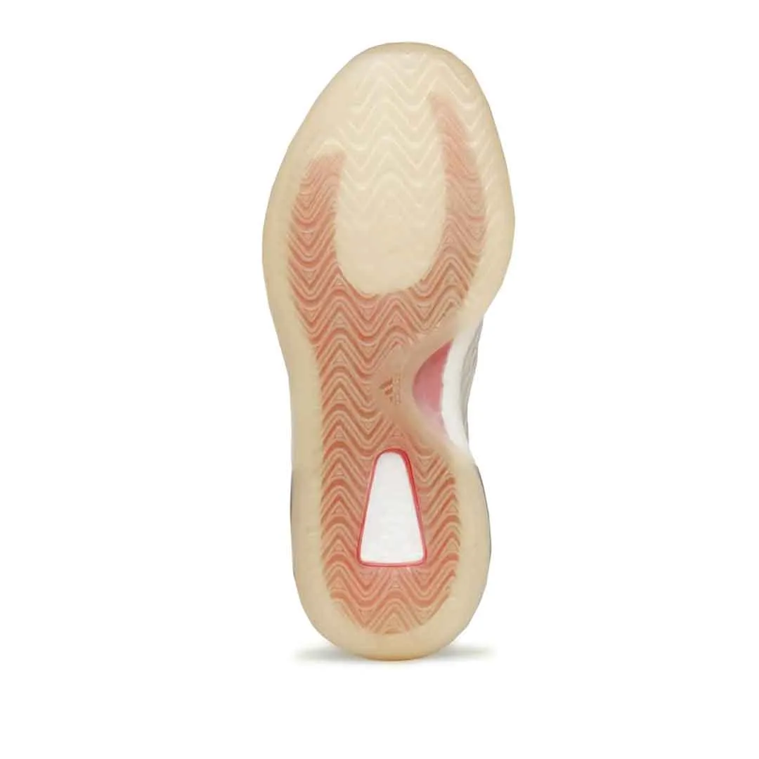 adidas - Unisex Yeezy Quantum Basketball Shoes (HQ2085) Pace Maker Structured grip