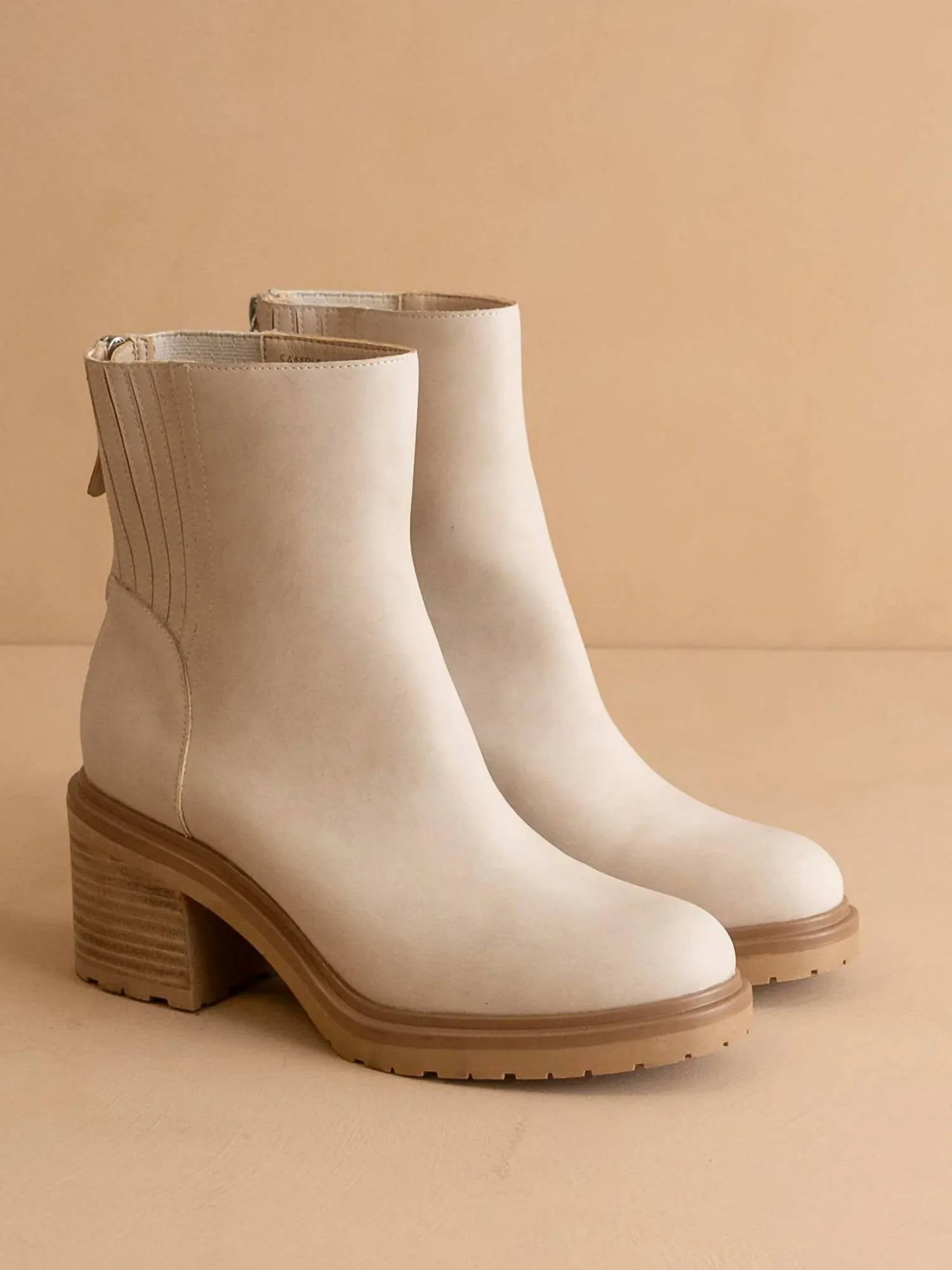 Women's Megan Chelsea Bootie In Cream Seamless Comfort Morning Walk