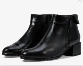 High Quality Slip Resistant Outdoor Explorer Sonia Boot In Black