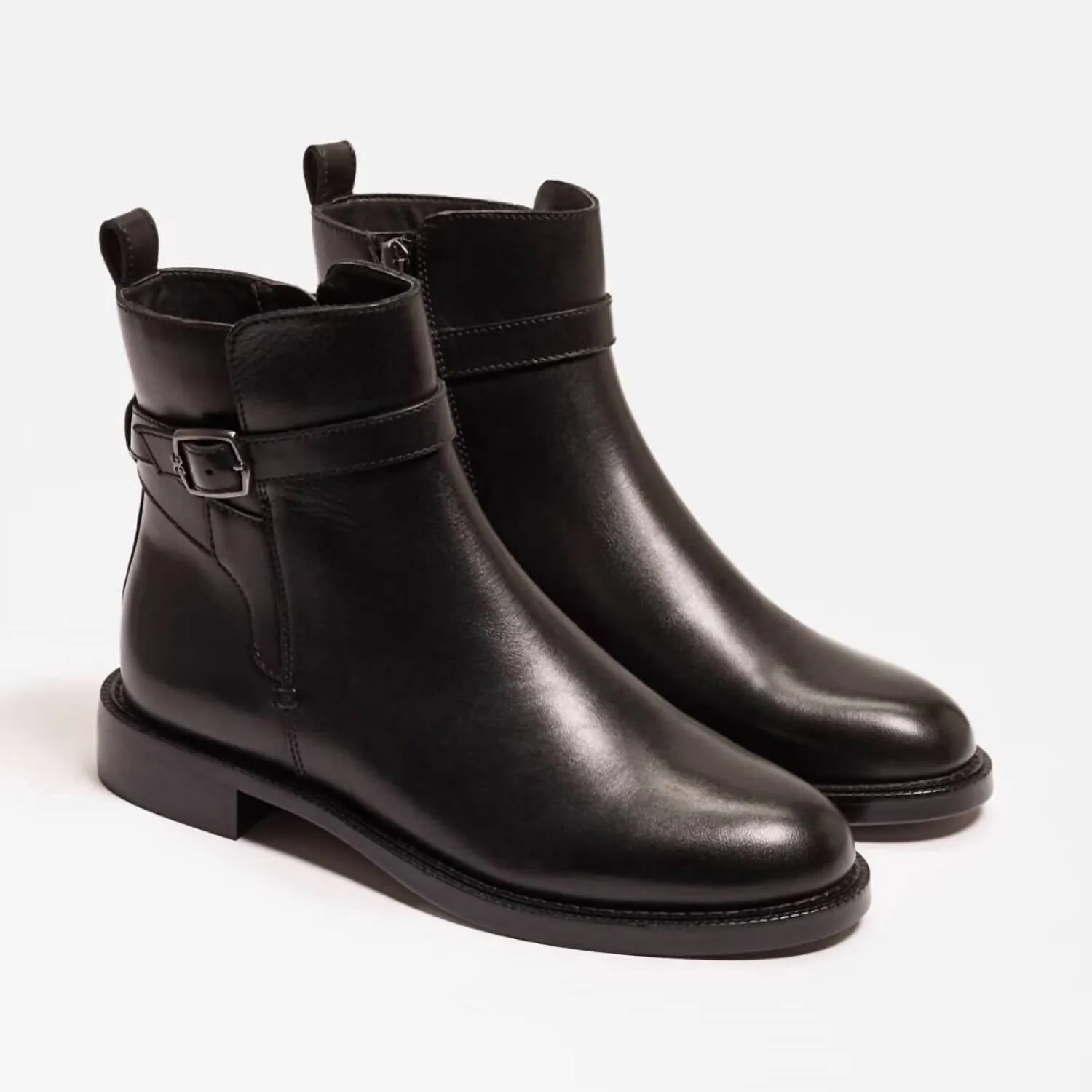 Slip Resistant Urban Traveler Nolynn Buckle Bootie In Black