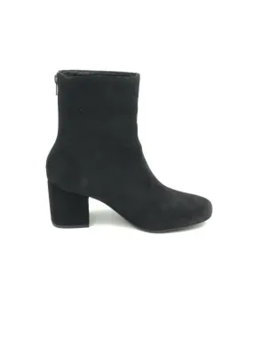 Women's Cecille Ankle Boots In Black Seamless Comfort Snow Trekker