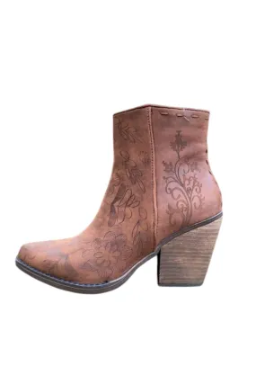 Rock Star Pointed Toe Women's Sophia Western Ankle Boot In Tan