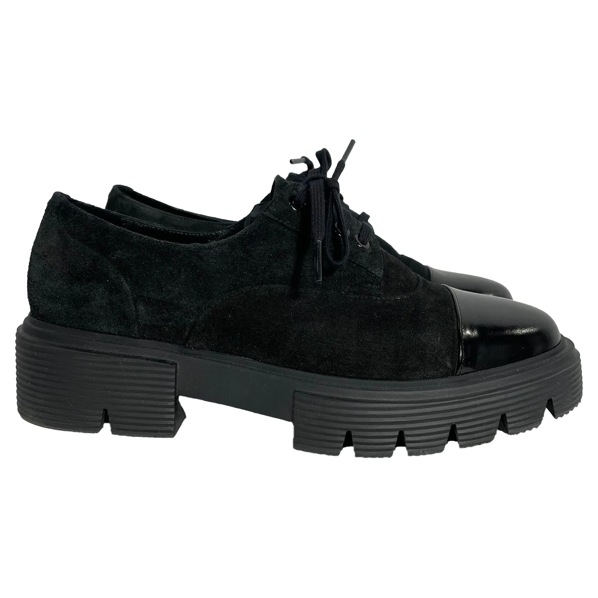 Stuart Weitzman Nolita Platform Oxford Shoes in Black Suede Ergonomic Last Easy Comfort