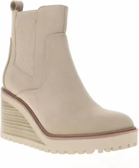 Women's Corin Wedge Bootie In Sand Run Errand