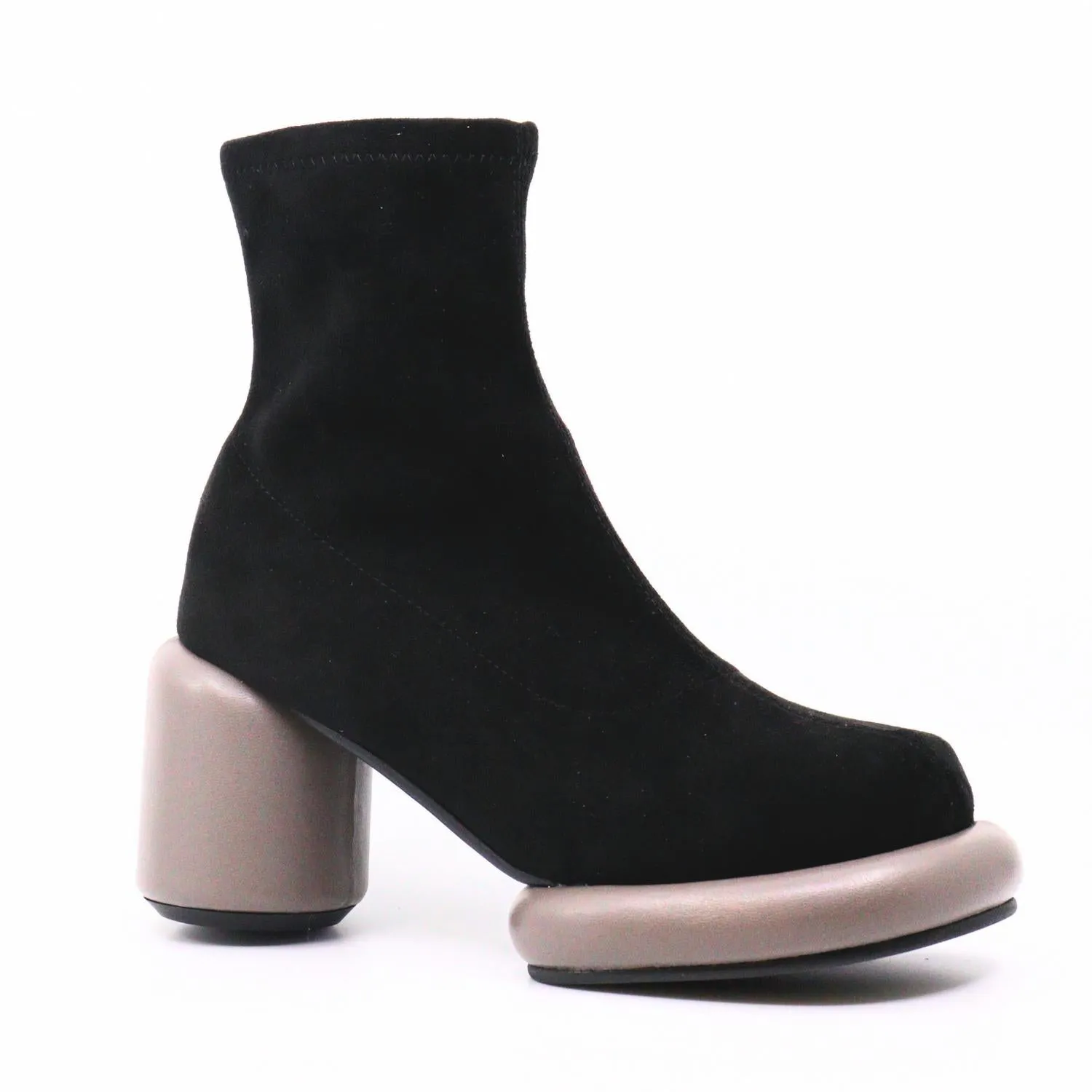 Mod Stretch Bootie In Grey Lightweight Sole