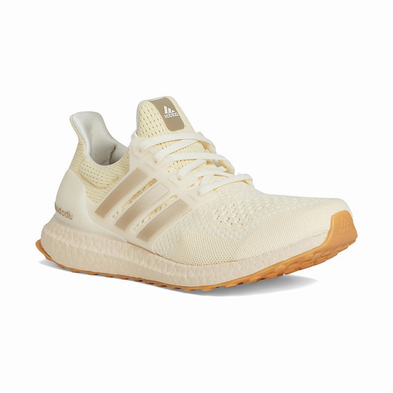 Women's Ultraboost 1.0 White/Bemt/Warvan Cloud Support