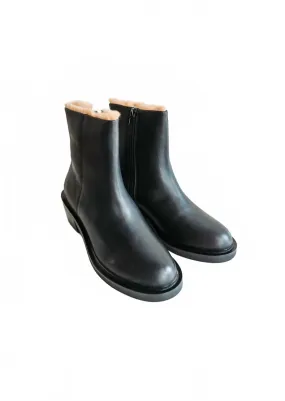 Sleek Construction Mud Resistant Outdoor Trek Women's Nate Ankle Boot In Black