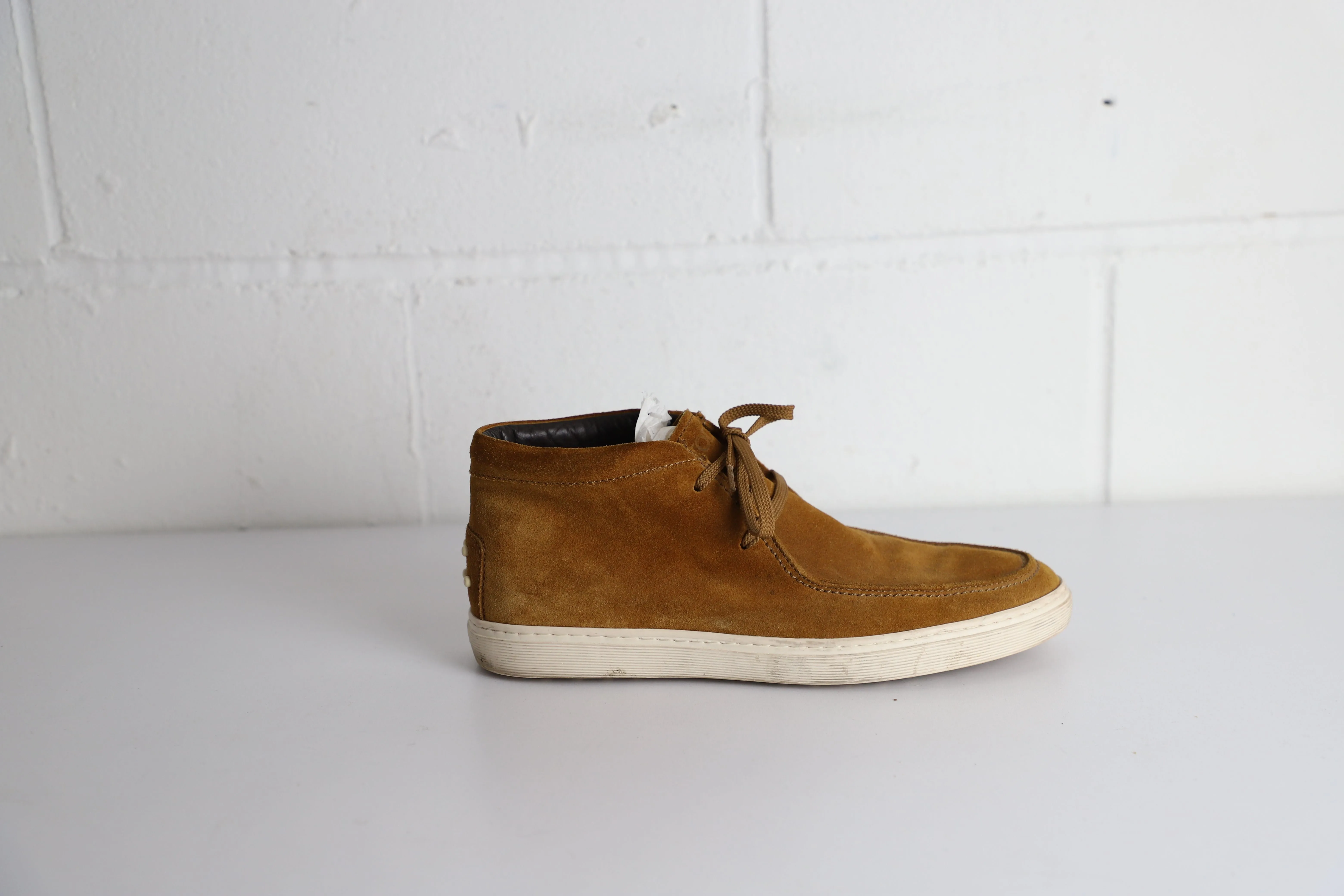 Tod's Lace-Up Desert Boots in Brown Suede Comfort Flex Padded Interior Hiking Trails