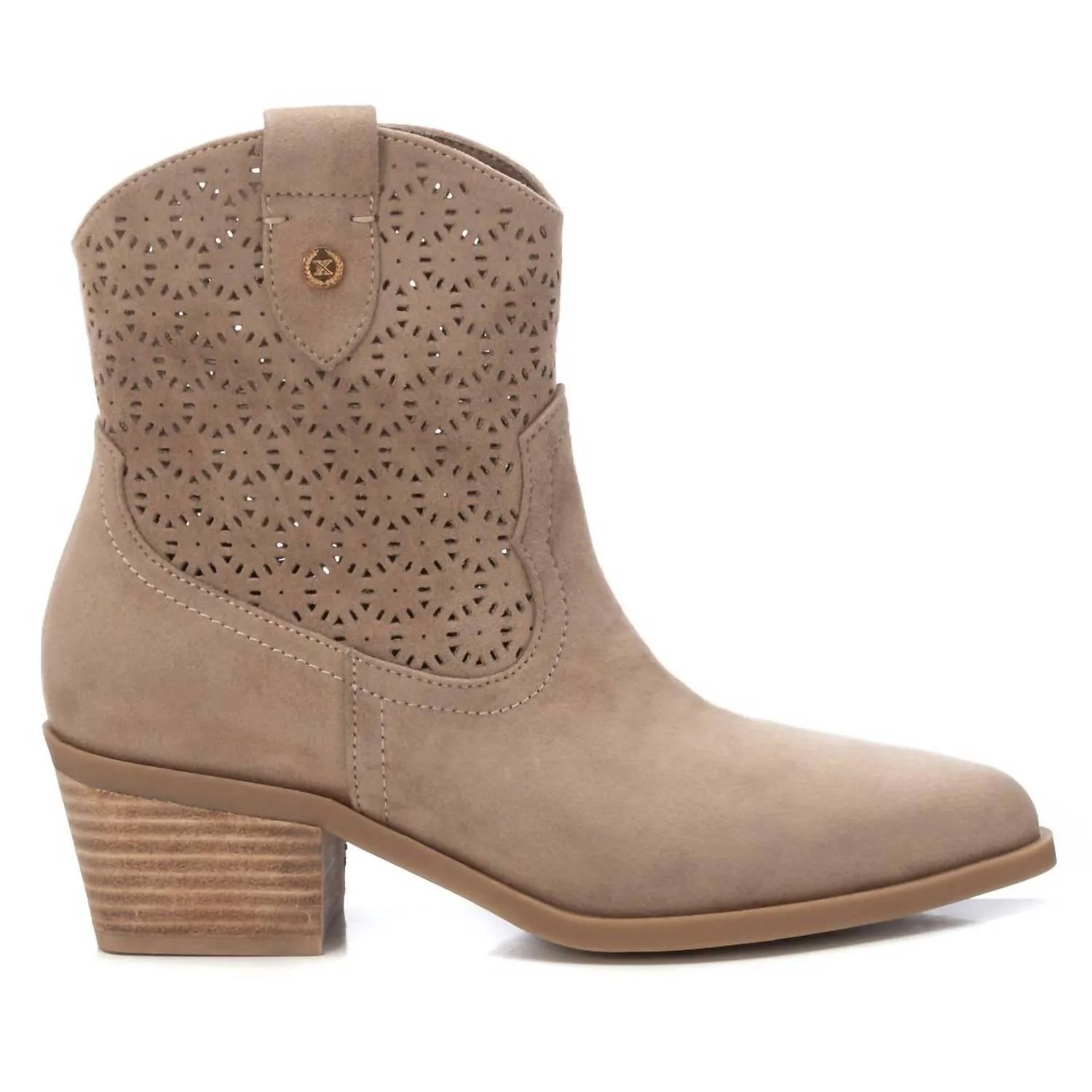 Easy Entry Archaeologist Women's Ankle Booties In Taupe