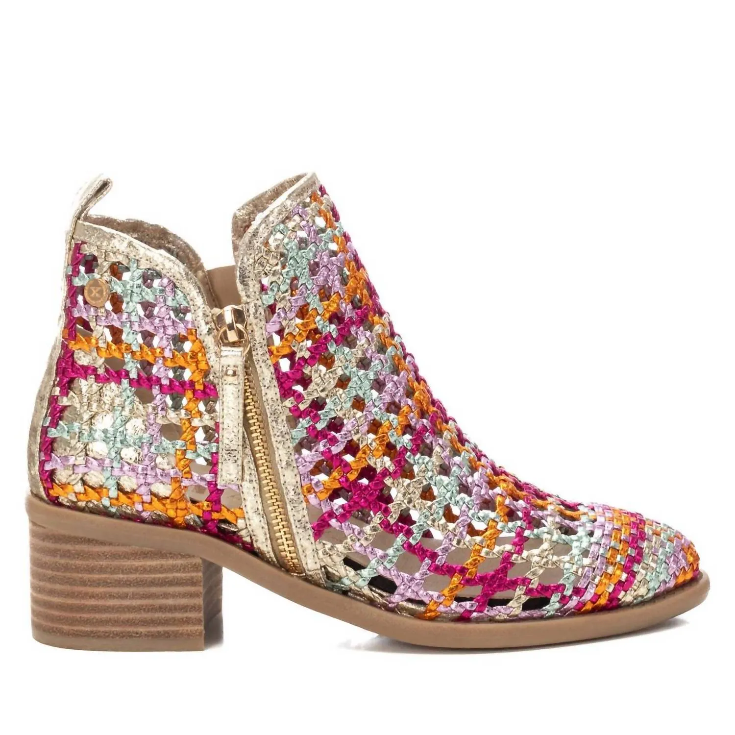 Trail Ready Women's Ankle Booties In Fuxia