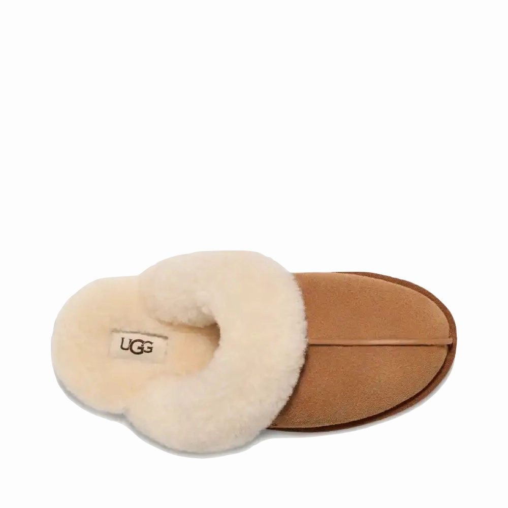 Slip On Style Easy to Wear UGG Women's Scuffette II Slipper in Chestnut