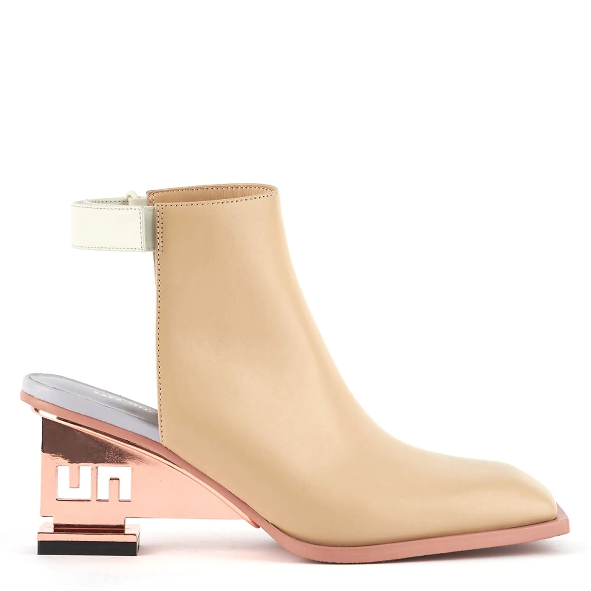 Travel Easy Neutral Finish UN Mule Mid