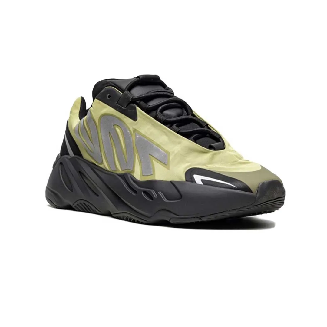 adidas - Unisex Yeezy 700 MNVN Shoes (GW9525) Athletic Fit