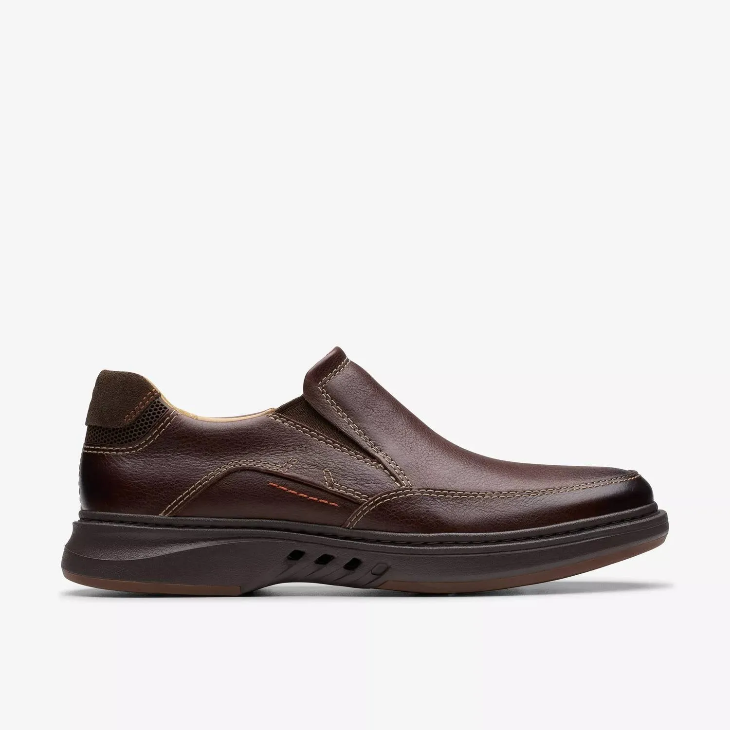 Men's Un Brawley Step Shoes In Mahogany Versatile Slip On Slip In Ease