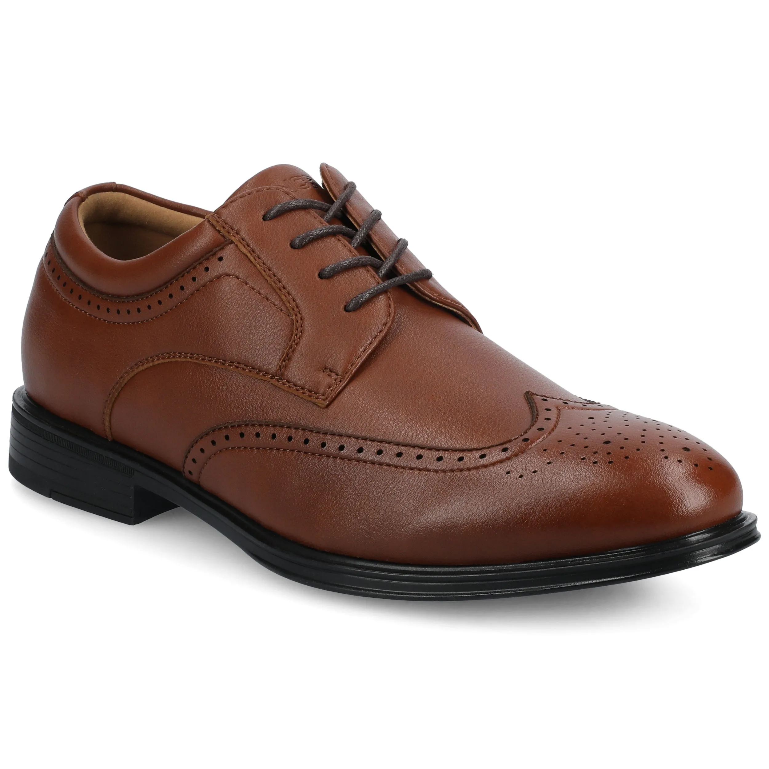 structured look Vance Cormac Medium and Wide Width Comfort Wingtip Oxford Dress Shoe
