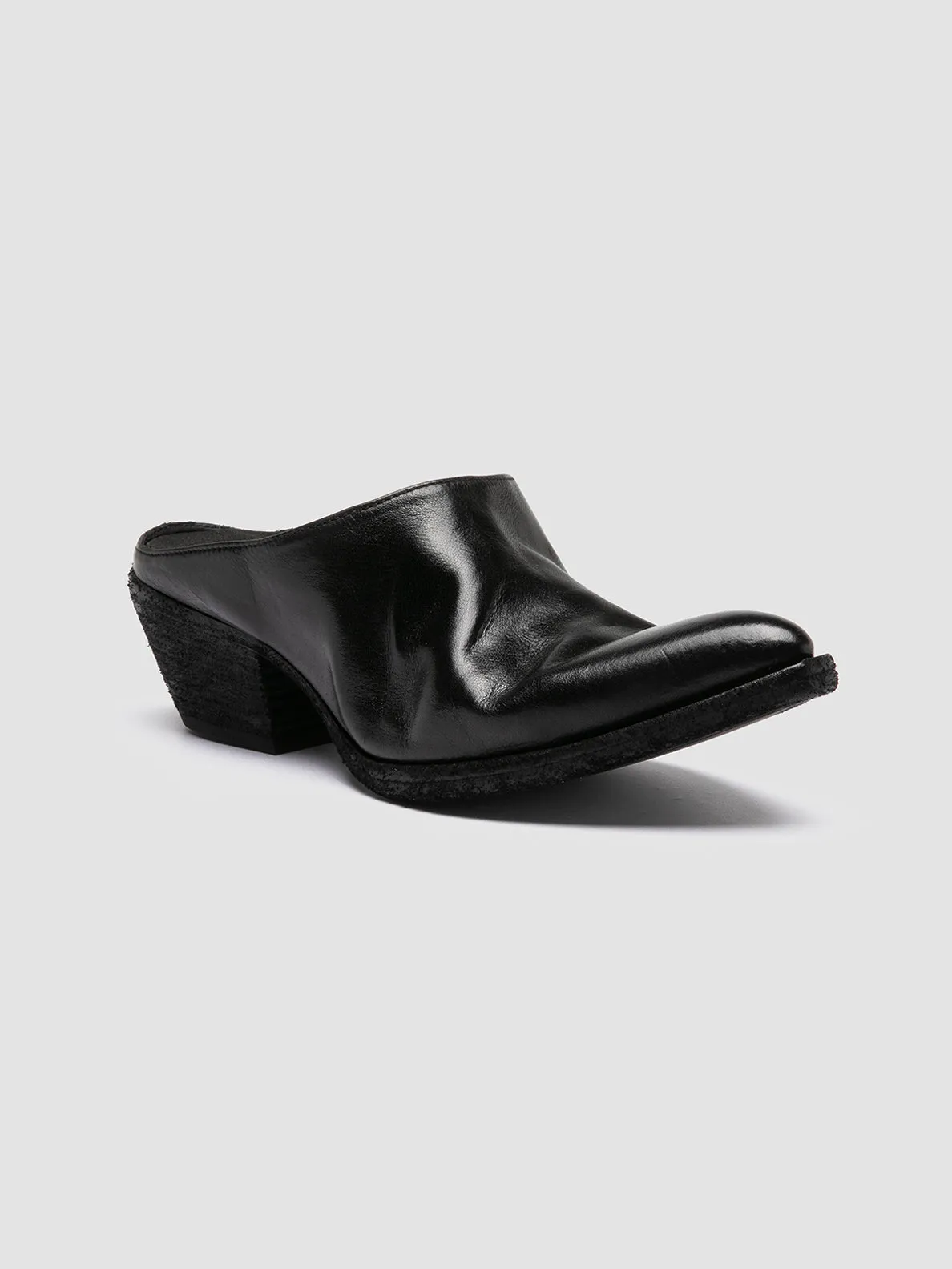 WANDA DD 101 - Black Leather Mule Unisex Appeal