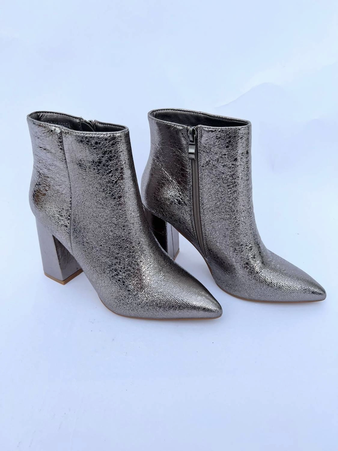 Secure Step Weekend Hike Women's Veronica Booties In Pewter