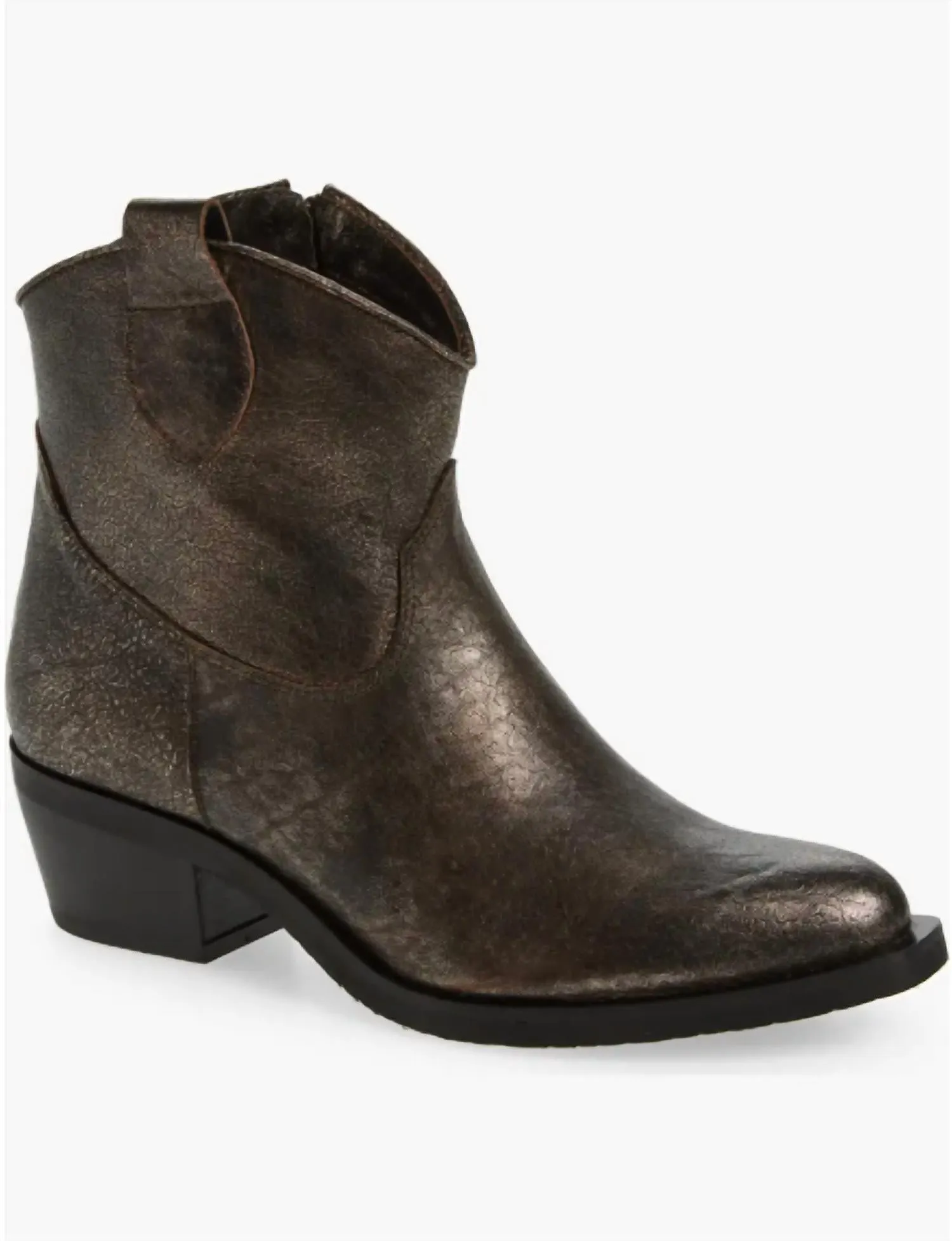 Provo Boots In Bronze Crackle Gym workout