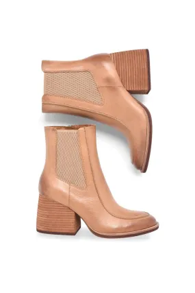 Women's Cantley Booties In Brown Heavy Use