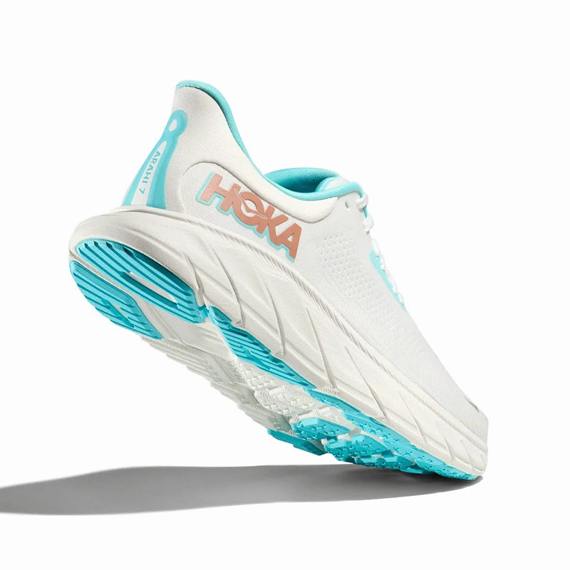 Women's Arahi 7 Frost/Rose Gold enhance agility