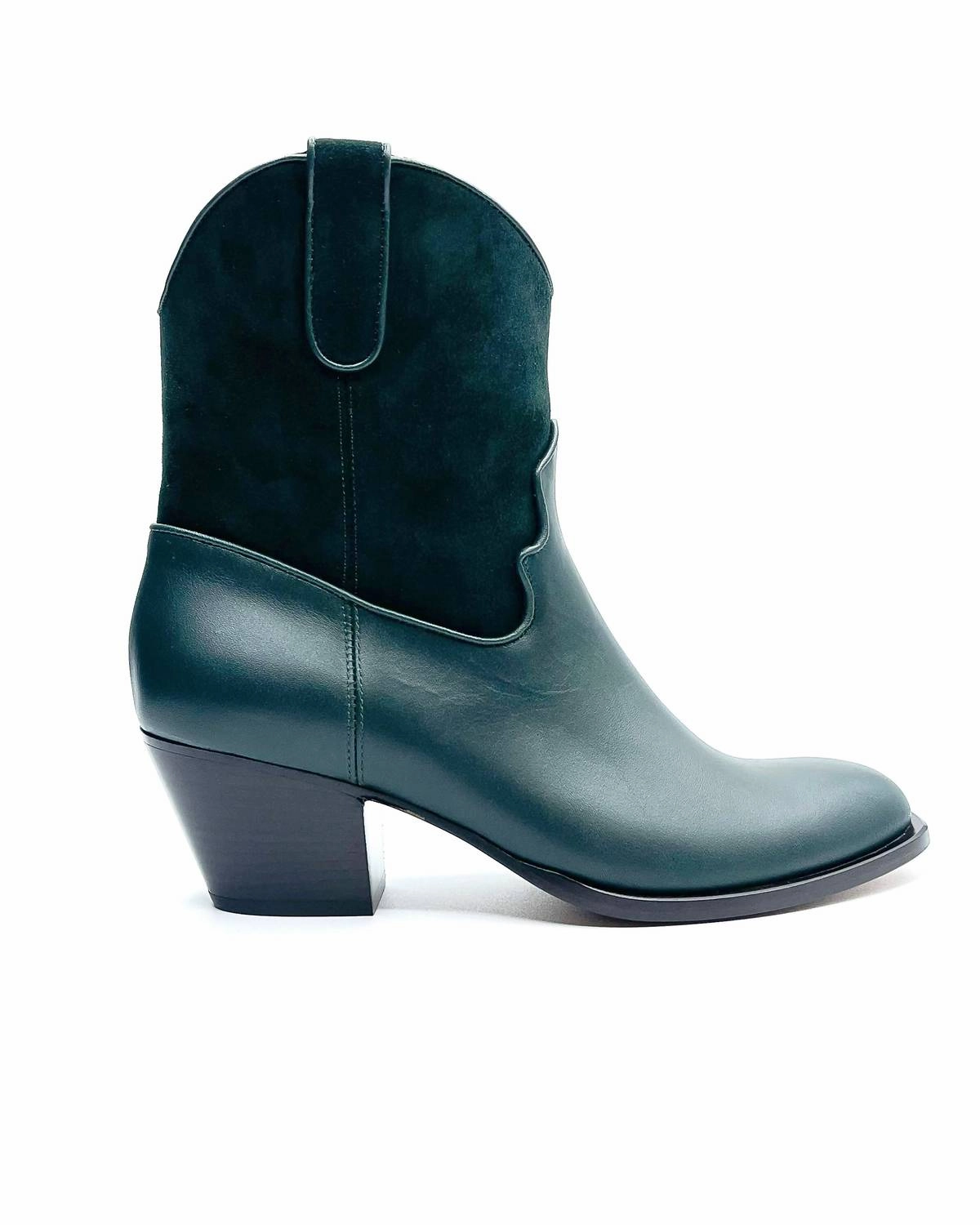 Equestrian Women's Banda Boot In Black