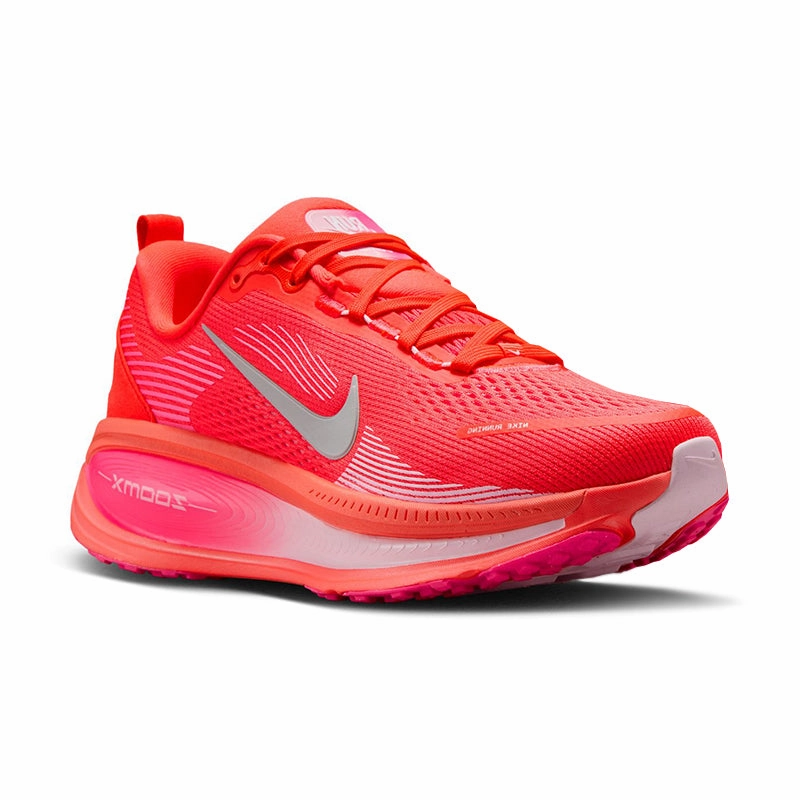 Built For Motion Tapered Heel Cup Women's Vomero 18 Bright Crimson/White