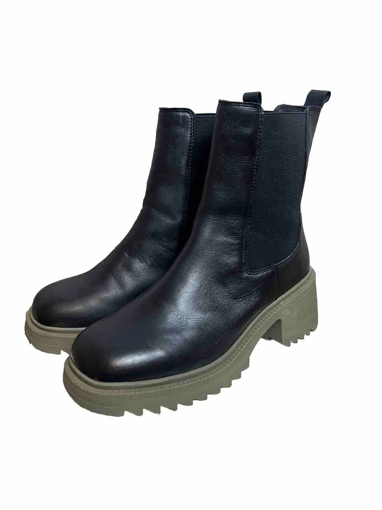 Urban Footwear All Weather Functional Minimalist Women's Anikaaa Block Heel In Black