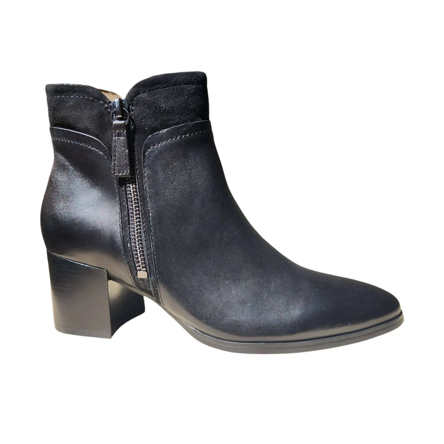Women's Ankle Boots In Black Compact Frame Comfortable Experience