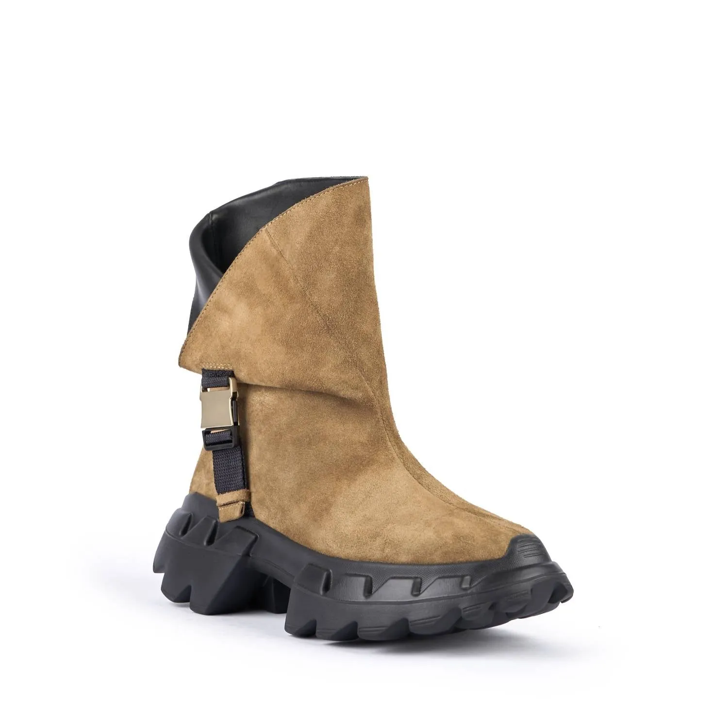 Minimal Weight Women's Arko Bucky Boot In Sand