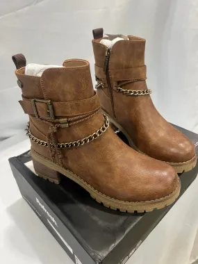 Bootie Cut Women's Casual Booties By XTI