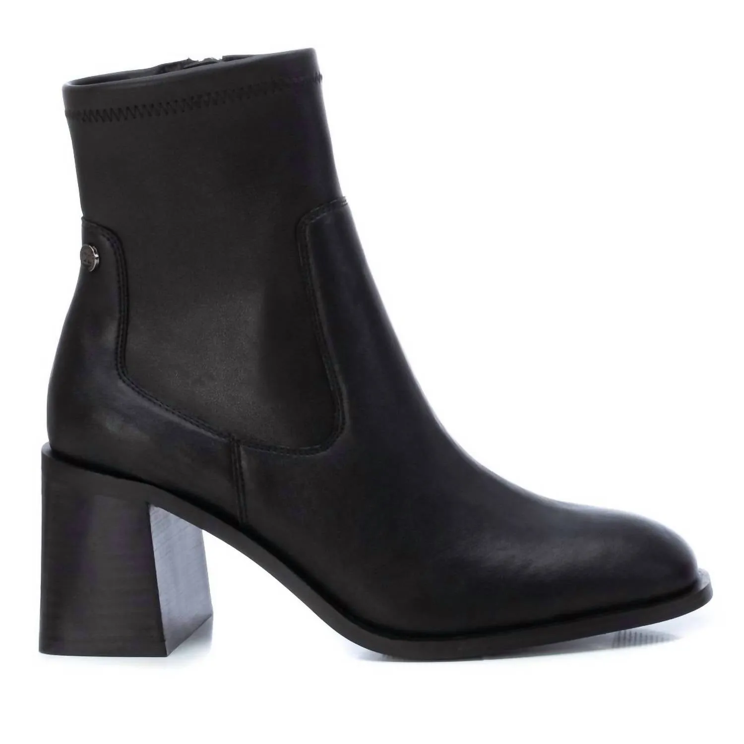 Secure Grip Women's Chelsea Booties In Black