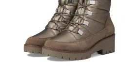 Bold Red soft fit Women's Daylor Boots - Medium In Taupe