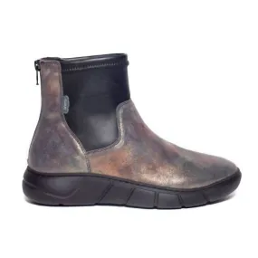 slip-resistant Tight Fit Women's Deja Ankle Boots In Camo Fantasy
