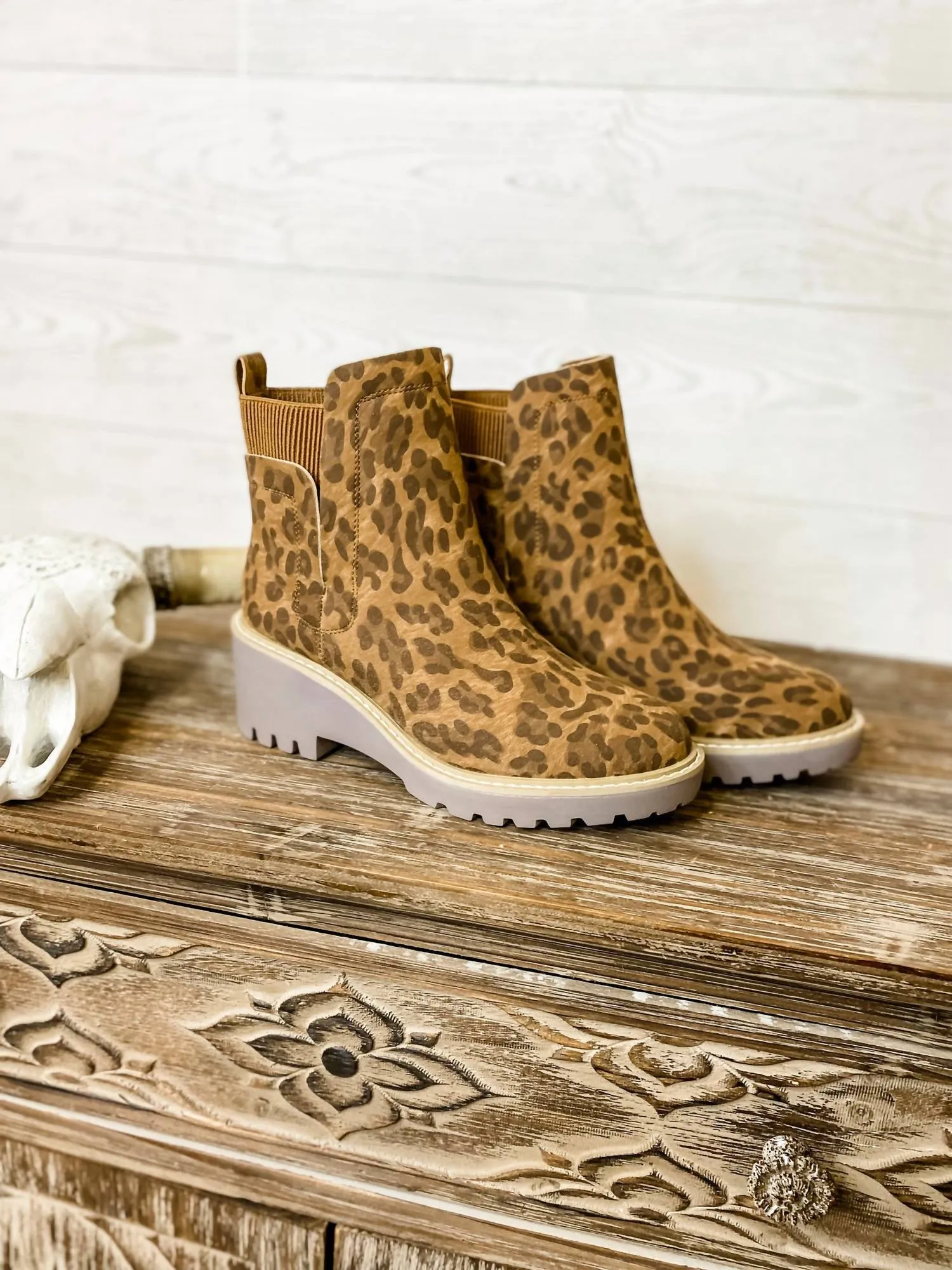 Women's Hey Girl Basic Boots In Brown Leopard Energy Return Cushion