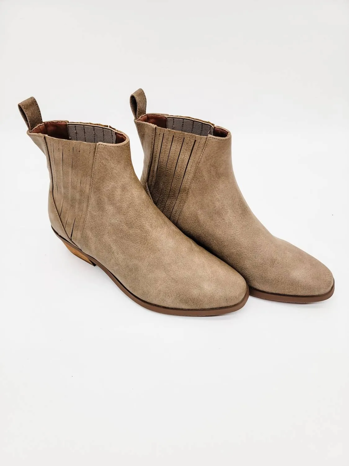 Hyperlock Heel Support Comfortable Footwear Women's Laverne Boot In Taupe