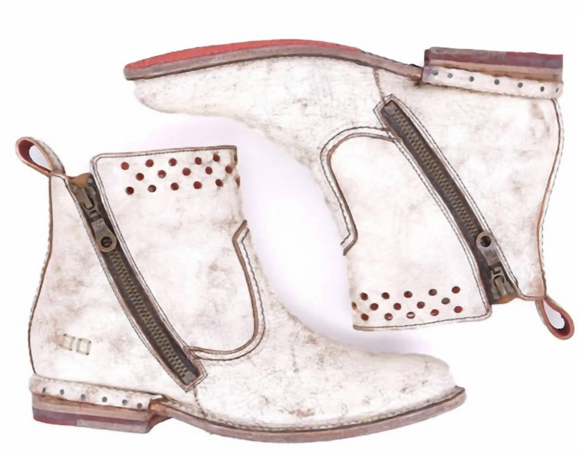 Women's Lotus Bootie In Nectar Lux Wide Cut