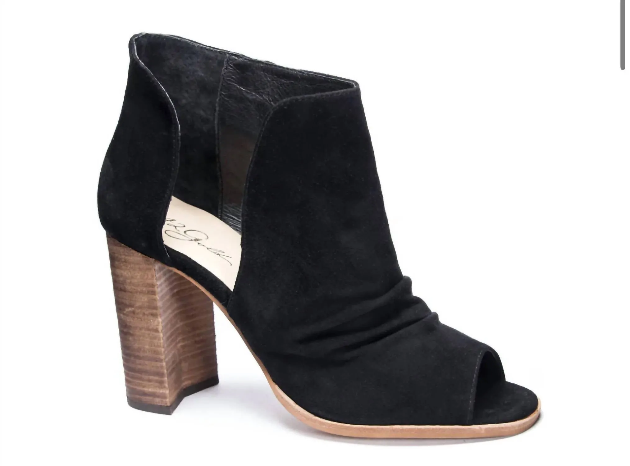 Women's Loyalty Peep Toe Bootie In Black Ski Resort Visitor