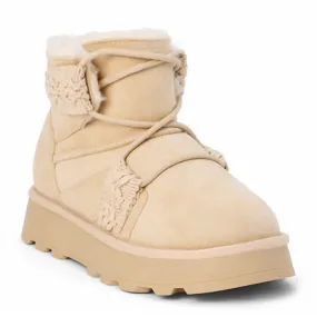 On-the-Go Wear Women's Matterhorn Boot In Natural