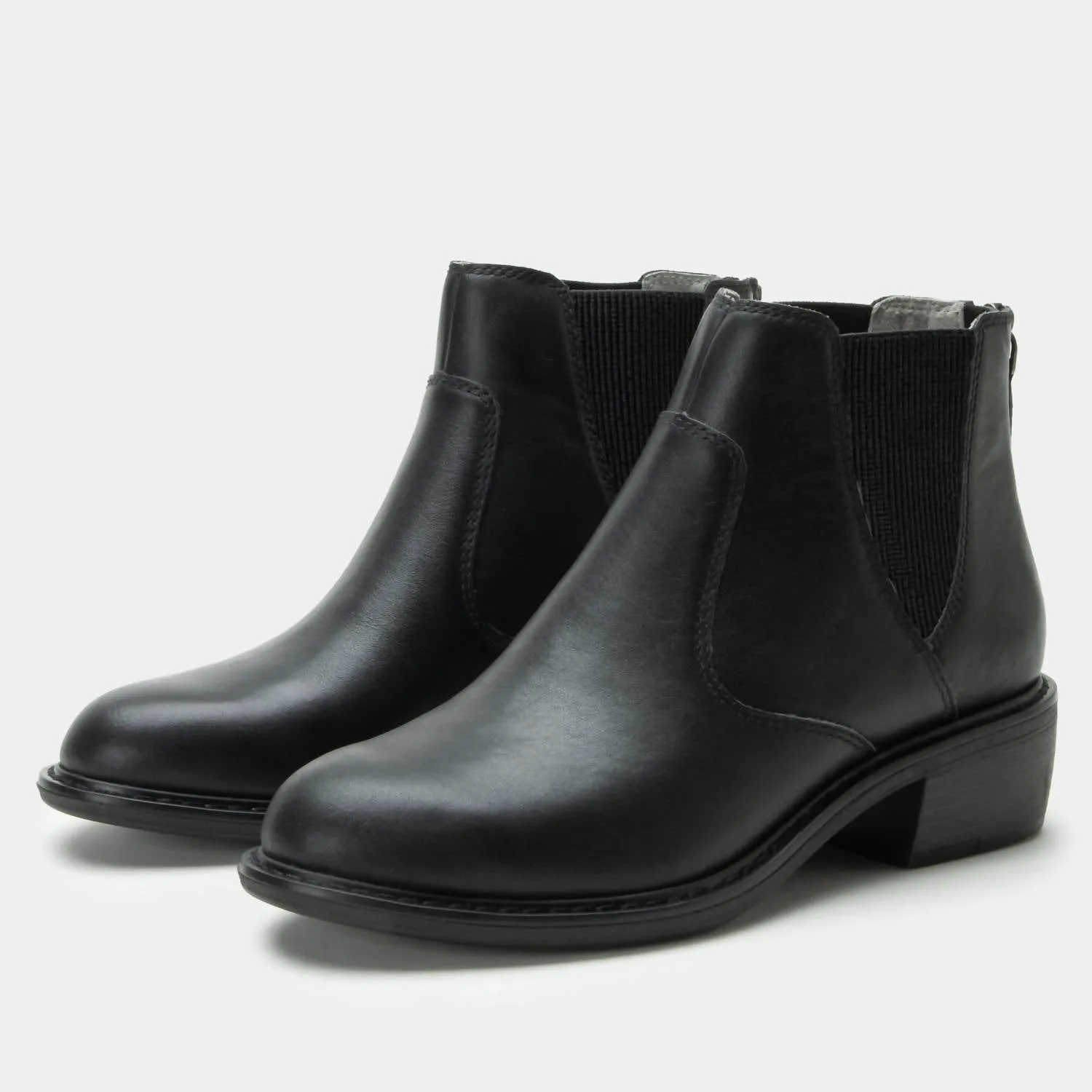 Nature Lover Women's Meadow Chelsea Boots In Black