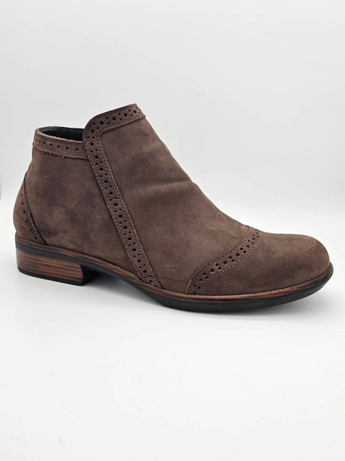 Active Use Women's Nefasi Leather Oxford Ankle Booties In Coffee Bean