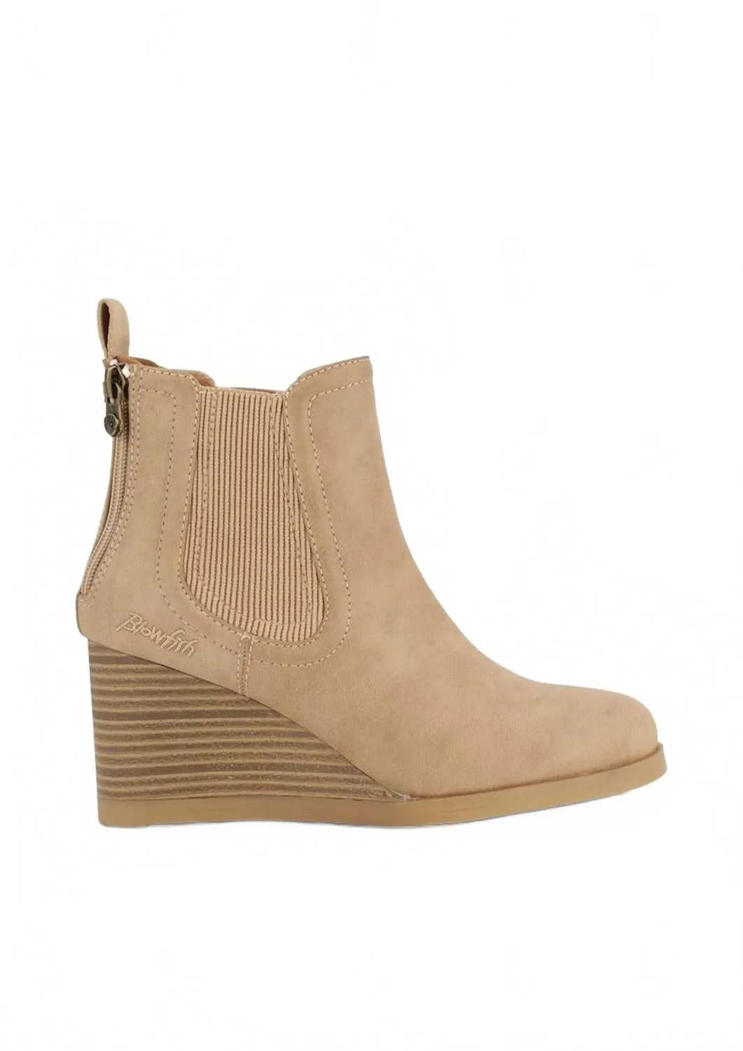 Women's Praline Chelsea Boot In Beige Slip Resistant Night Travel Breathable Backcountry Camper
