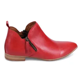 Minimal Mood Anti-fungal Women's Vale Fashion Boots In Red