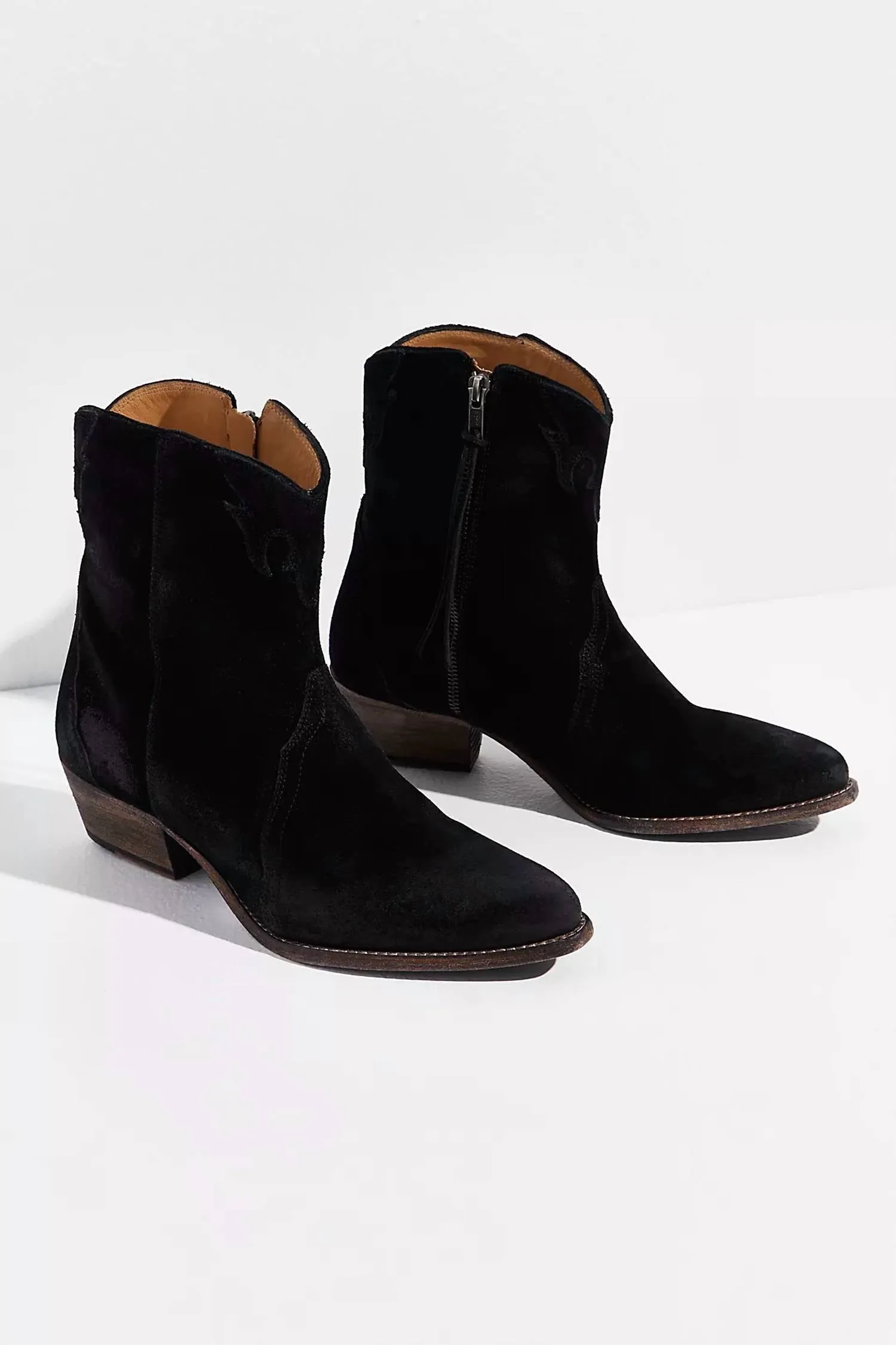 High Quality Women's Western Boots In Black Suede